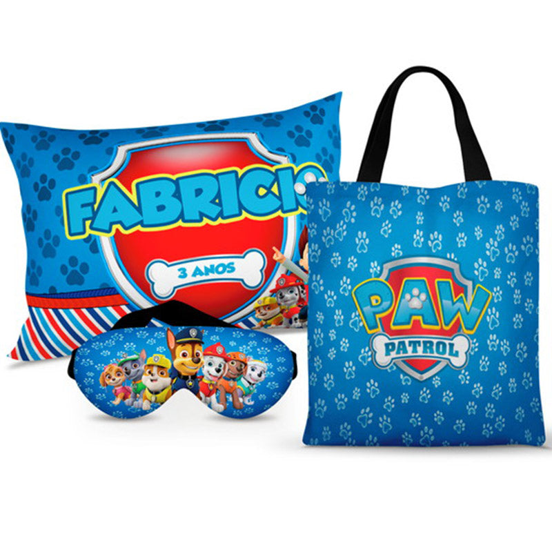 Kit Patrulha Canina personalizado: almofada 20x30 cm, ecobag 25x32 cm e máscara de dormir, estampa azul.