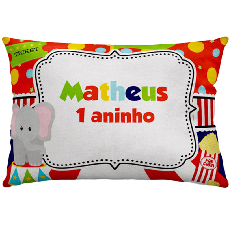 Almofada personalizada Retangular: Circo Vermelho com Elefante e Bolinhas