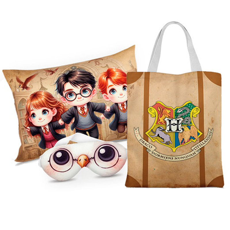 Kit Harry Potter personalizado: almofada 20x30 cm, ecobag 25x32 cm e máscara de dormir, estampa brasão.
