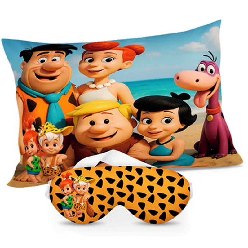 Kit Flintstones personalizado: almofada retangular e máscara de dormir, estampa azul e oncinha.