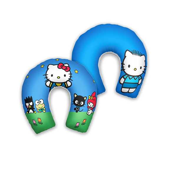 Vista adicional da almofada de pescoço infantil Hello Kitty, conforme a estampa da amostra.
