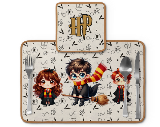 Jogo americano Harry Potter, bege com personagens, com porta-prato e porta-copo.