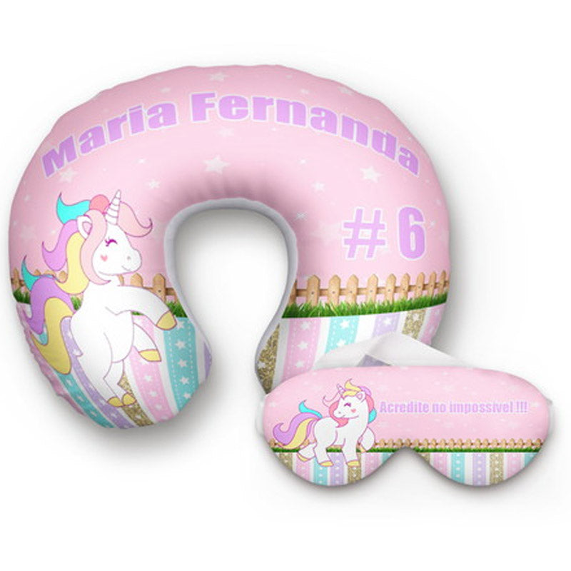 Kit infantil Unicórnio: almofada de pescoço e máscara de dormir personalizadas, estampa rosa.
