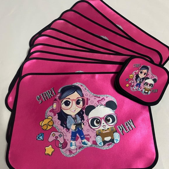 Jogo americano Luluca, rosa com panda, com porta-prato e porta-copo.