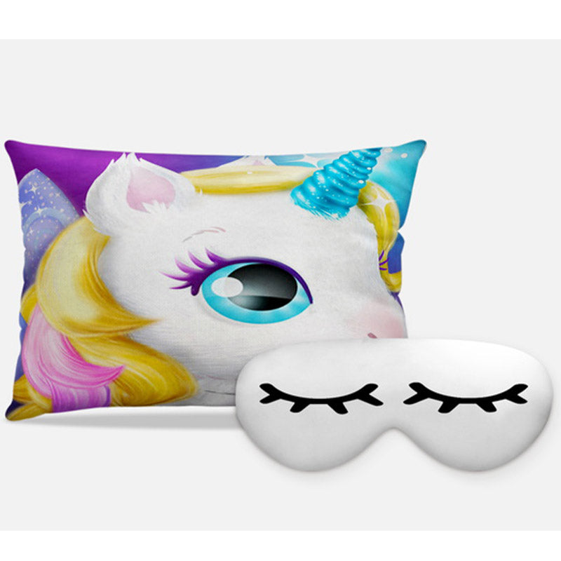 Kit Unicórnio personalizado: almofada retangular e máscara de dormir, estampa olhos azuis.