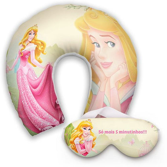 Kit infantil Bela Adormecida: almofada de pescoço e máscara de dormir personalizadas, estampa rosa.