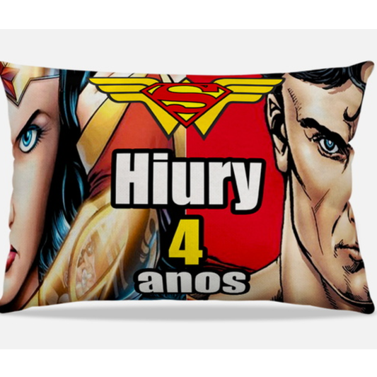 Almofada personalizada Retangular: Super Homem e Mulher Maravilha