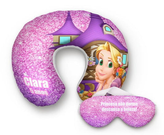 Kit infantil Rapunzel: almofada de pescoço e máscara de dormir personalizadas, estampa castelo.