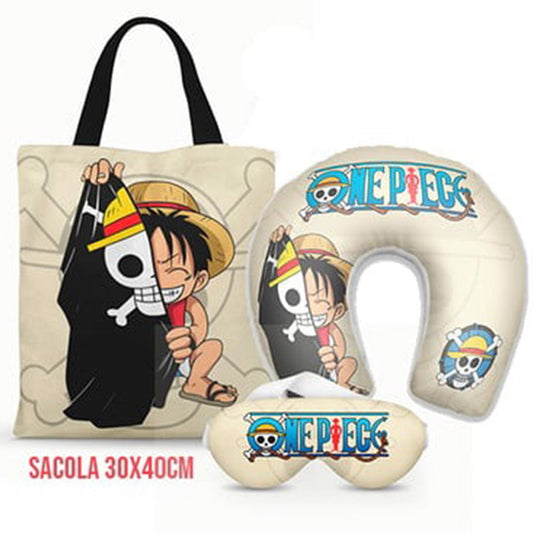 Kit One Piece personalizado: almofada de pescoço infantil, ecobag 36x42 cm e máscara de dormir, estampa bege.