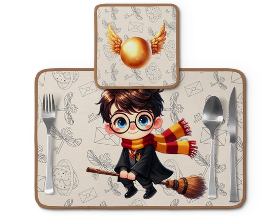 Jogo americano Harry Potter, bege com pomo de ouro, com porta-prato e porta-copo.