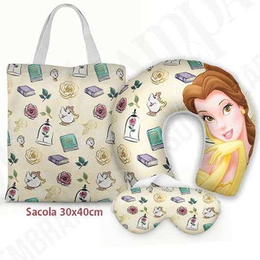 Kit Bela e Fera personalizado: almofada de pescoço infantil, ecobag 36x42 cm e máscara de dormir, estampa bege.