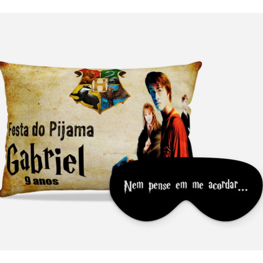 Kit Harry Potter personalizado: almofada retangular e máscara de dormir, estampa bege.