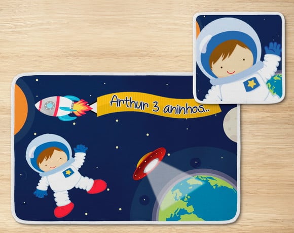 Jogo americano Astronauta, azul com planetas, com porta-prato e porta-copo.