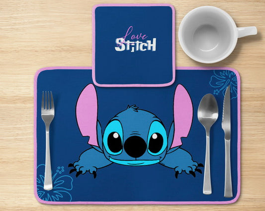 Jogo americano Stitch, azul com folhas e borda rosa, com porta-prato e porta-copo.