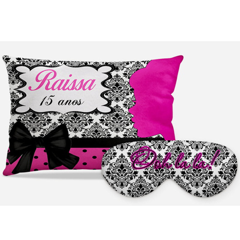 Kit Paris personalizado: almofada retangular e máscara de dormir, estampa rosa e renda.