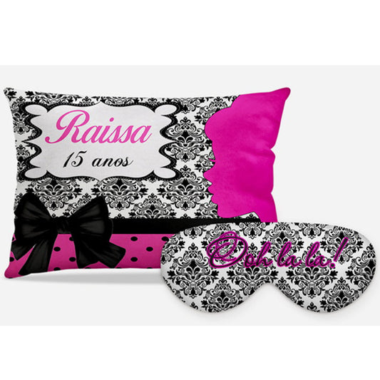 Kit Paris personalizado: almofada retangular e máscara de dormir, estampa rosa e renda.