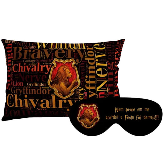 Kit Harry Potter personalizado: almofada retangular e máscara de dormir, estampa grifinória.